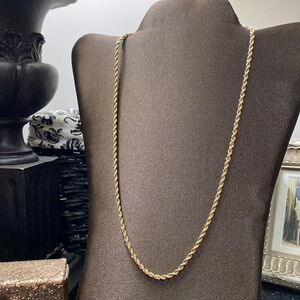 NWT Danecraft Twisted 24” Gold Tone Chain!